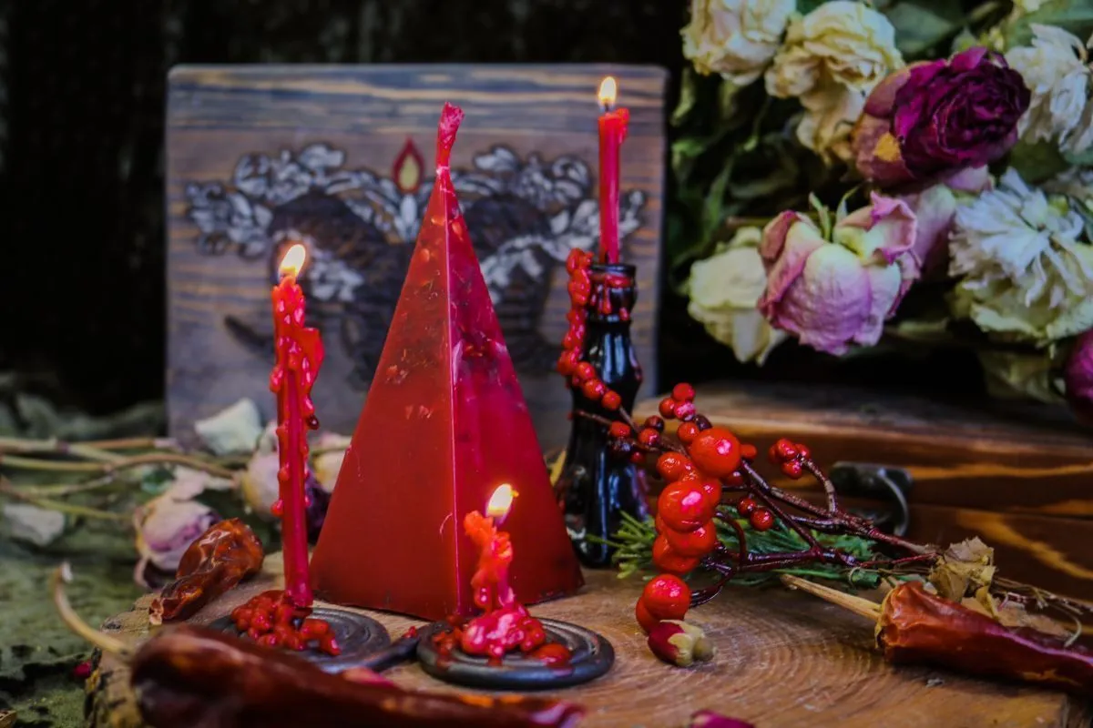 Свеча "Пламя любви"