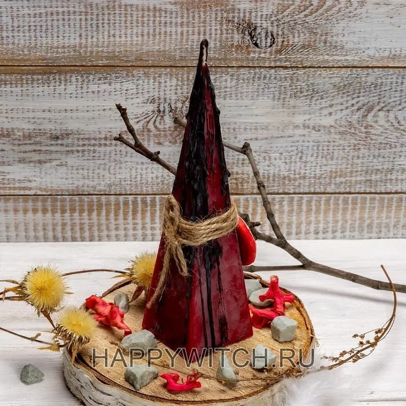 Свеча "Любовный оберег от Лилит" с амулетом