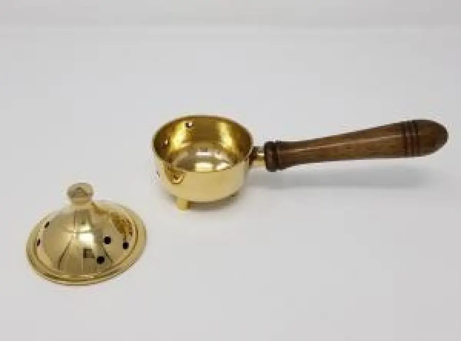 Курильница "Чистая энергия" латунная, с крышкой и деревянной ручкой