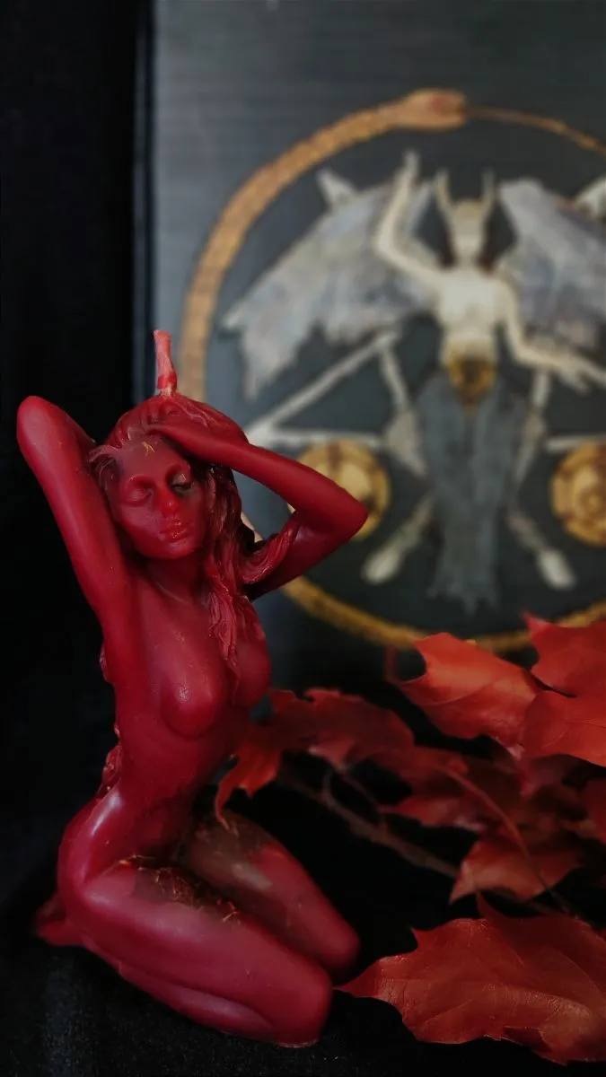 Свеча "Женская сила"