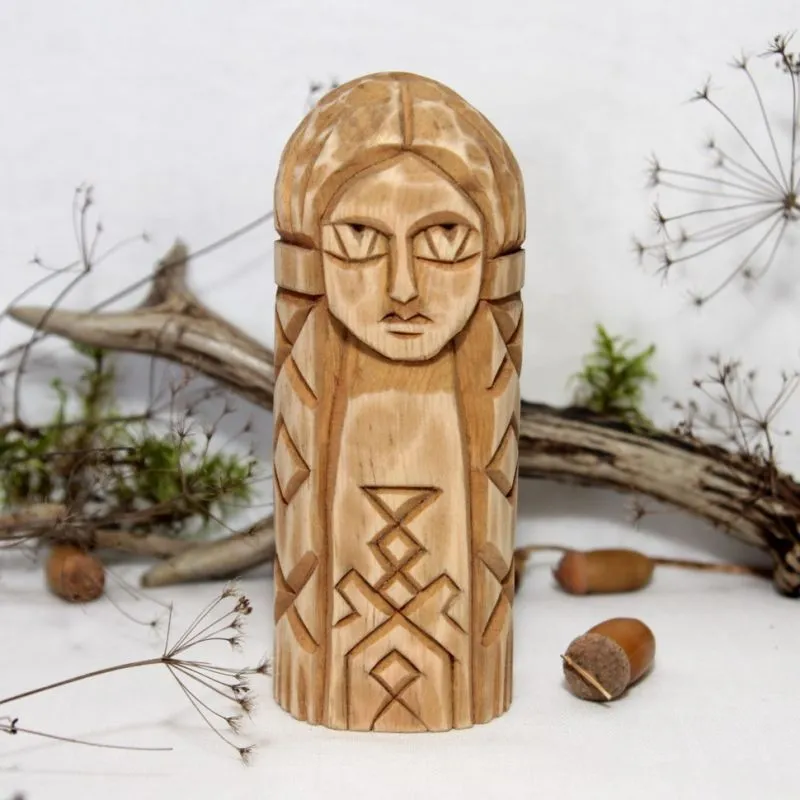 Славянский кумир "Макошь"