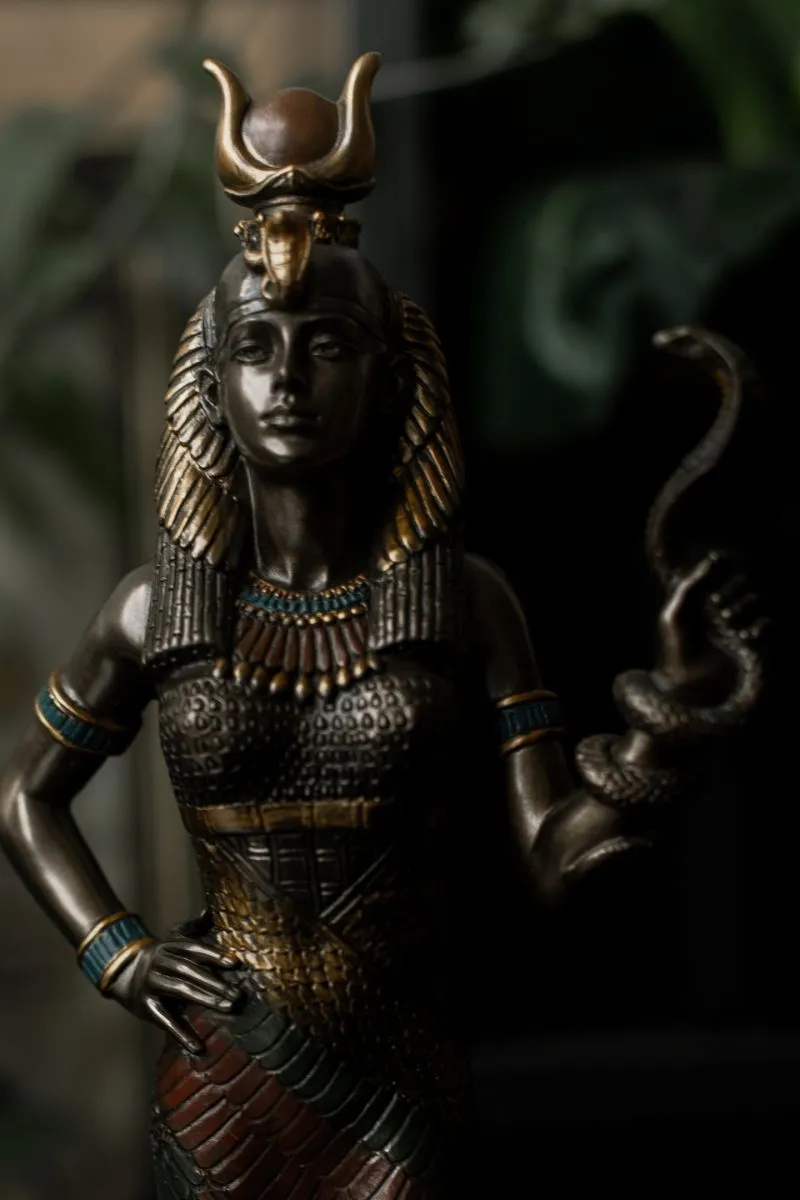 Алтарная статуэтка ''Хатхор, богиня радости и любви''