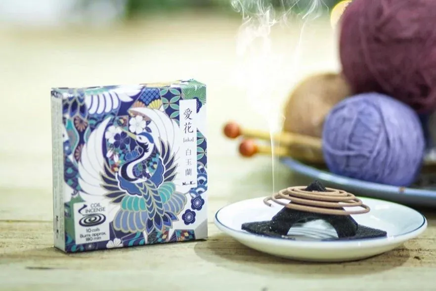 Японские спиральные благовония Aika "Hakugyokuran" ("Белая нефритовая орхидея")