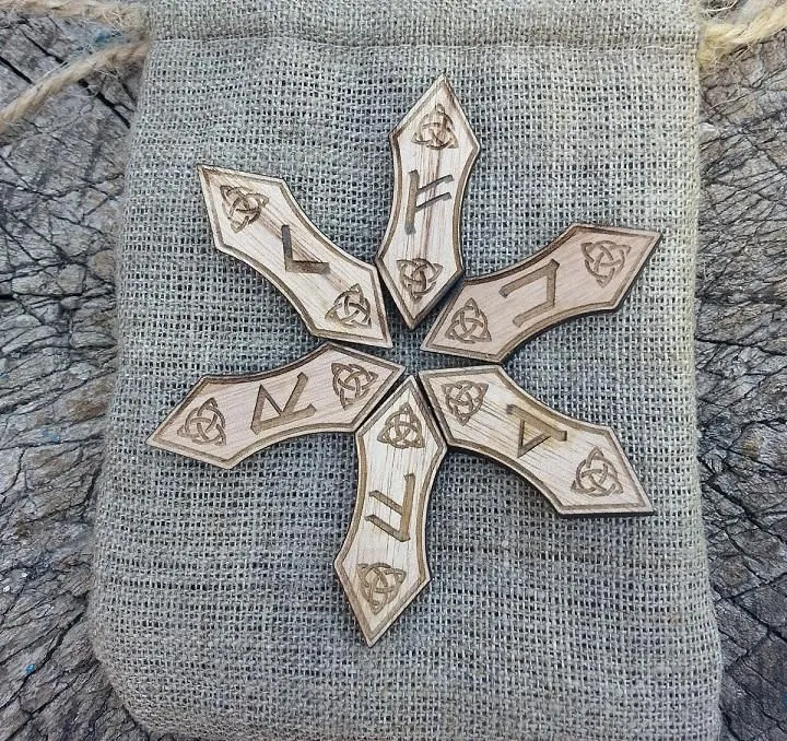 Набор рун "Зубы дракона"