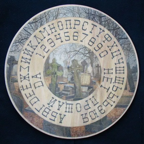 Спиритическая доска "Старое кладбище"