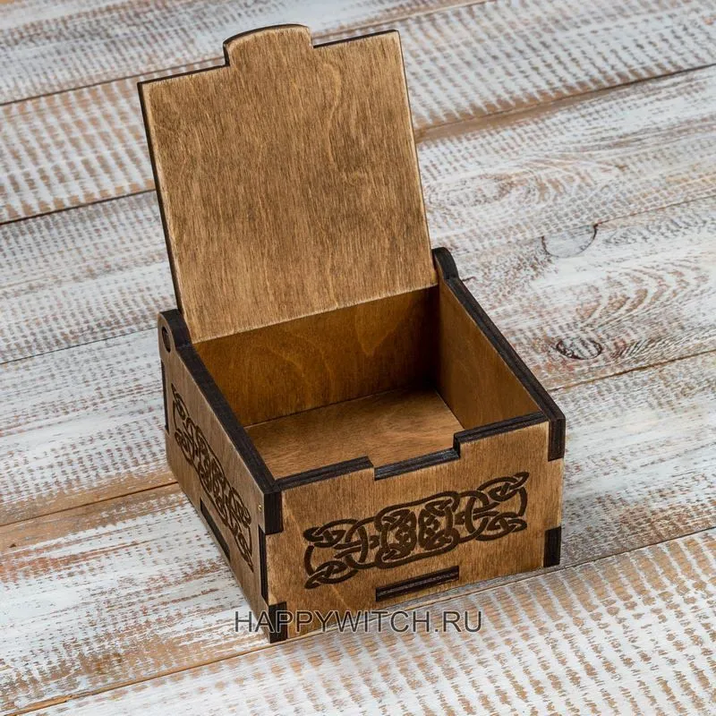 Шкатулка "Руна Феху" большая