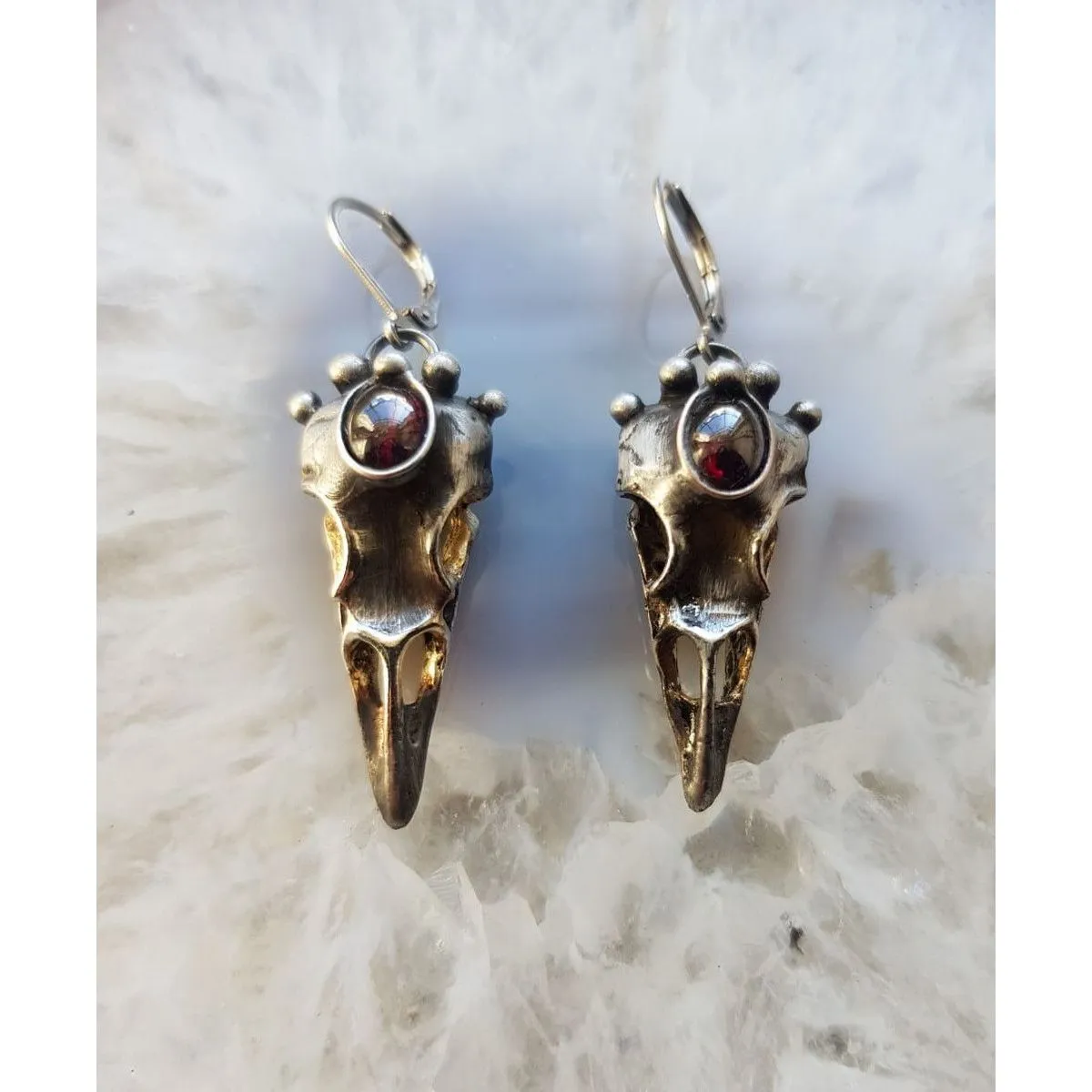 Серьги "Потусторонние птицы" с гранатами