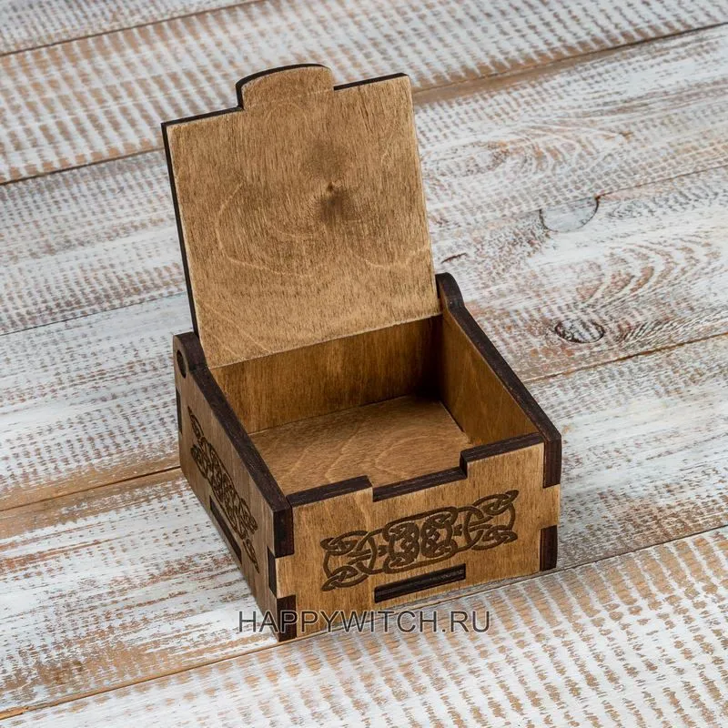 Шкатулка "Руна Феху" малая