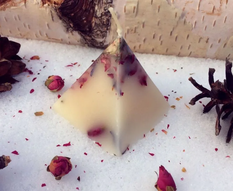 Свеча "Молоко Имболка"