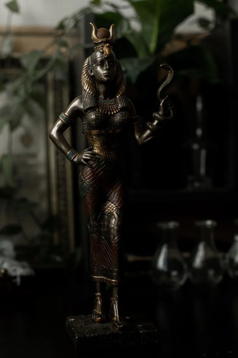 Алтарная статуэтка ''Хатхор, богиня радости и любви''