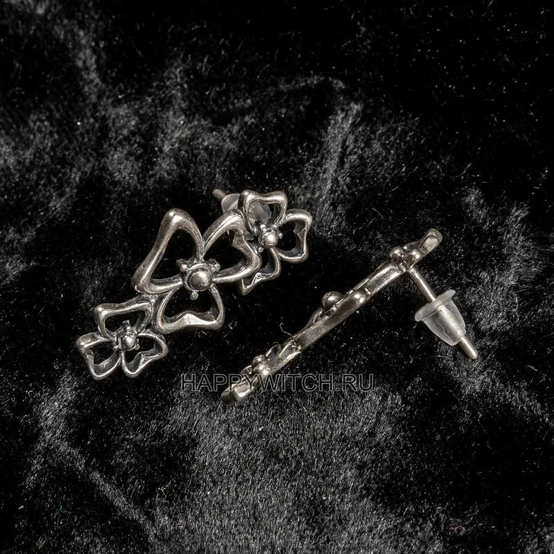 Серебряные серьги "Трилистник"