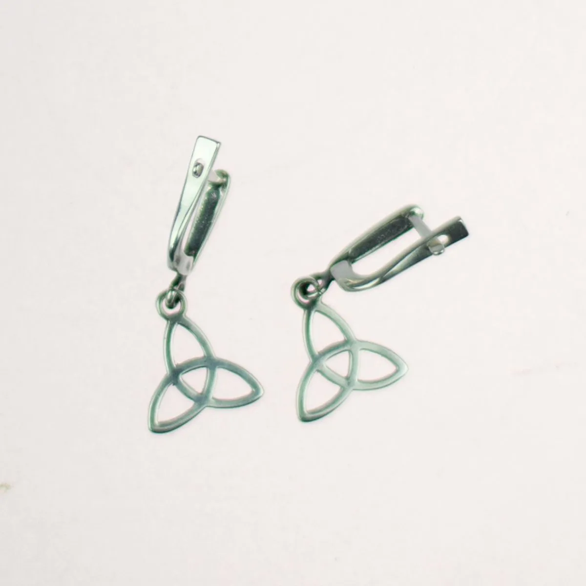 Серьги "Малый трикветрум" с серебрением