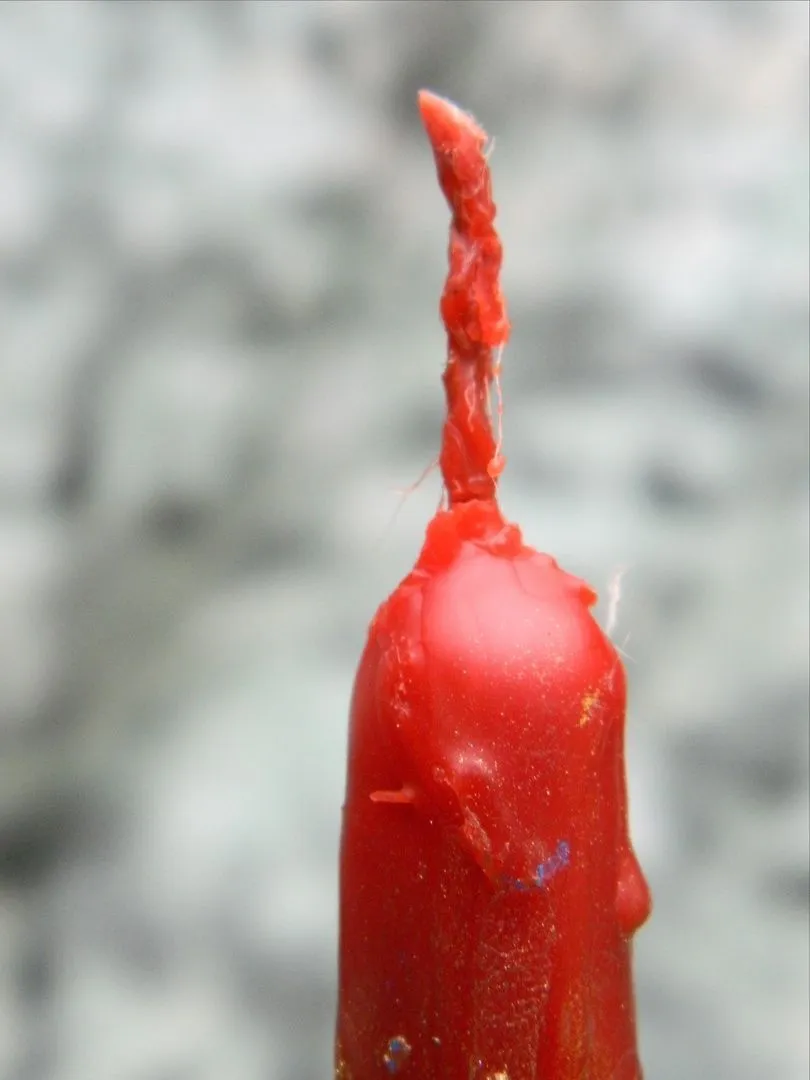 Ресурсная свеча-маканка