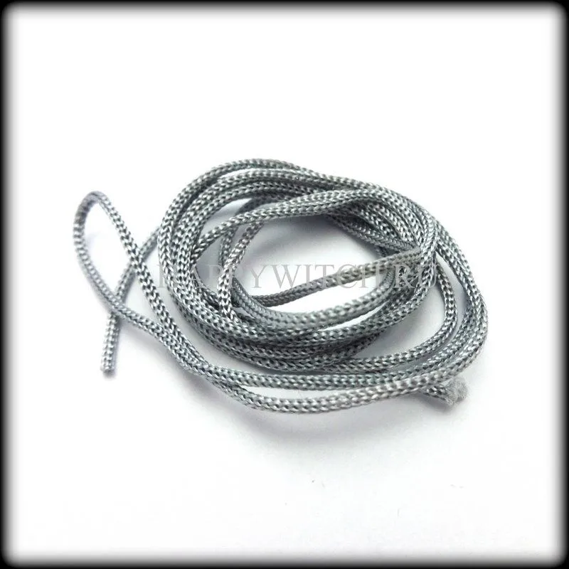 Цветной шнурок для подвески