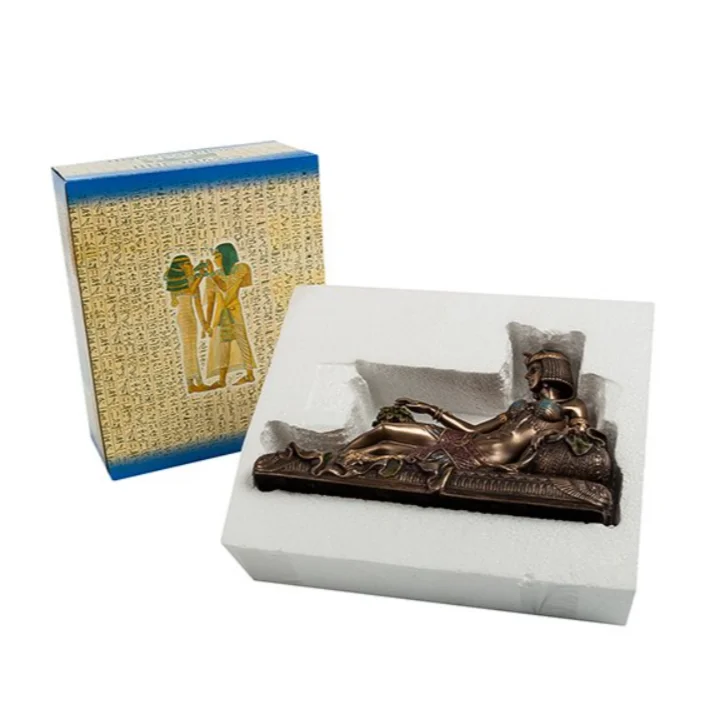 Статуэтка «Клеопатра на ложе»