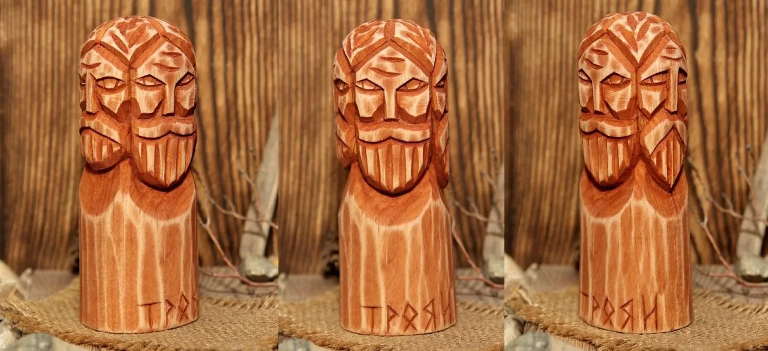 Славянский кумир "Троян"