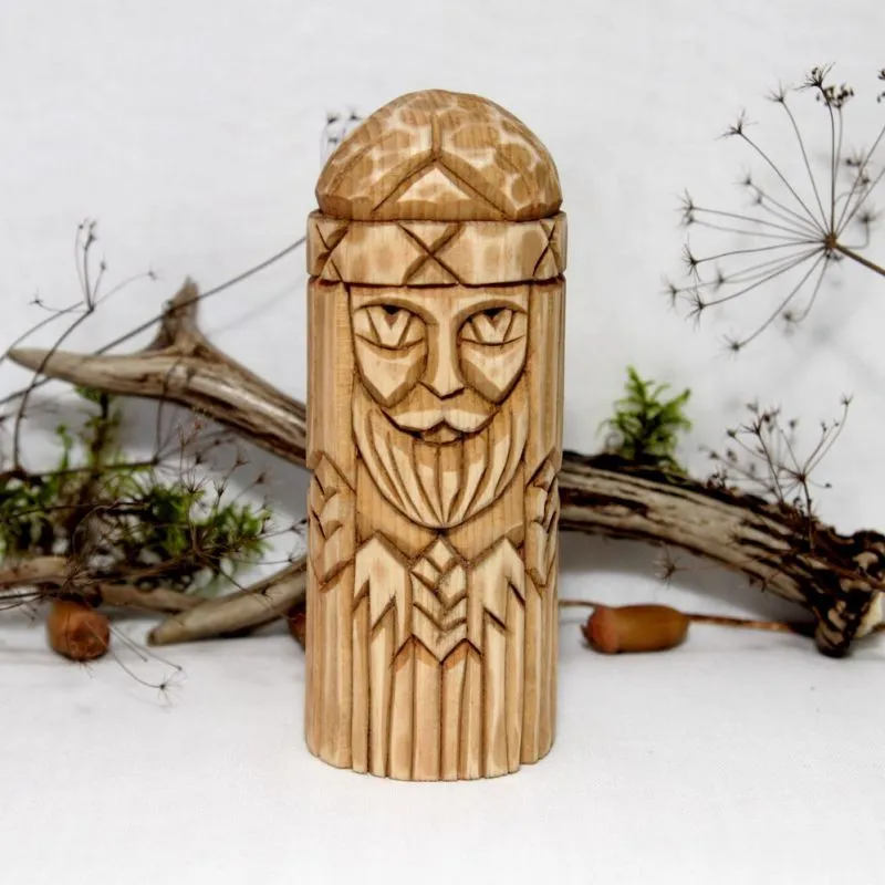 Славянский кумир "Ярило"