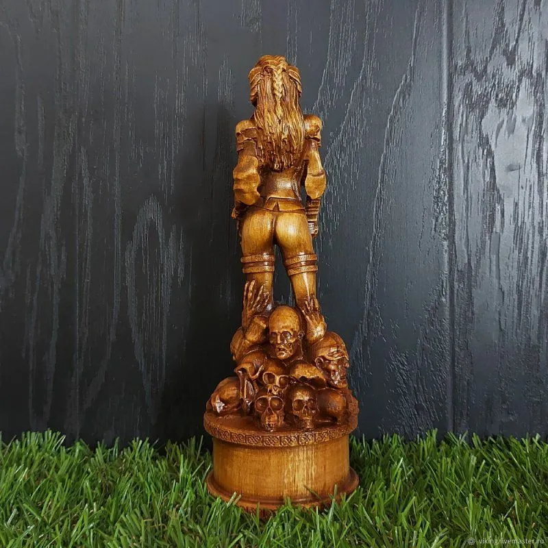 Алтарная статуэтка "Хель"