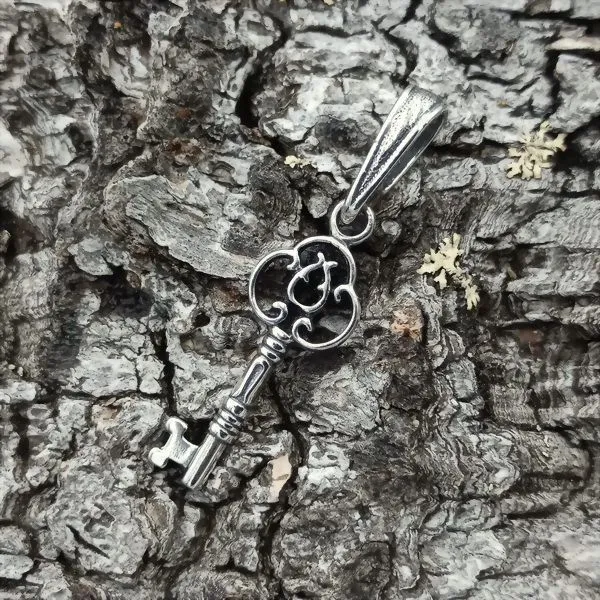 Подвеска "Универсальный ключ" с серебрением