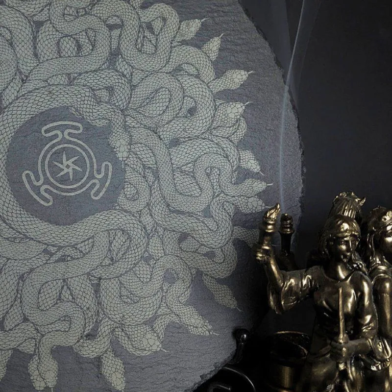 Алтарь "Геката", каменный