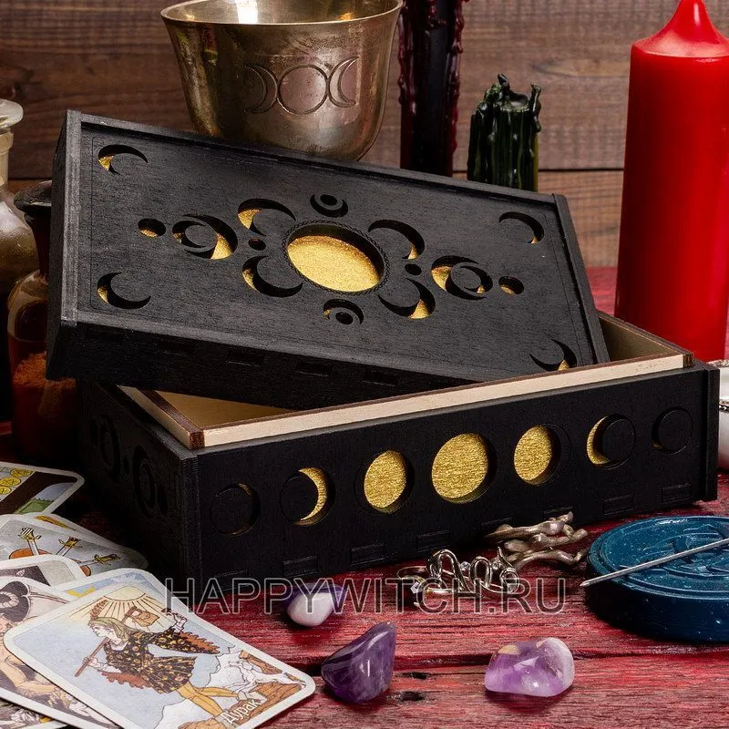 Шкатулка "Луна Безумных"
