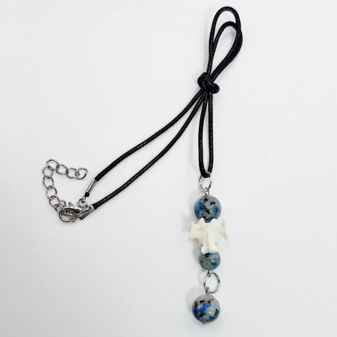 Подвеска "Кристальные сферы" с позвонком куницы и ирнимитом