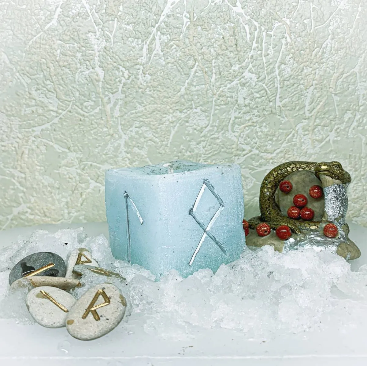 Cвеча "Локи"