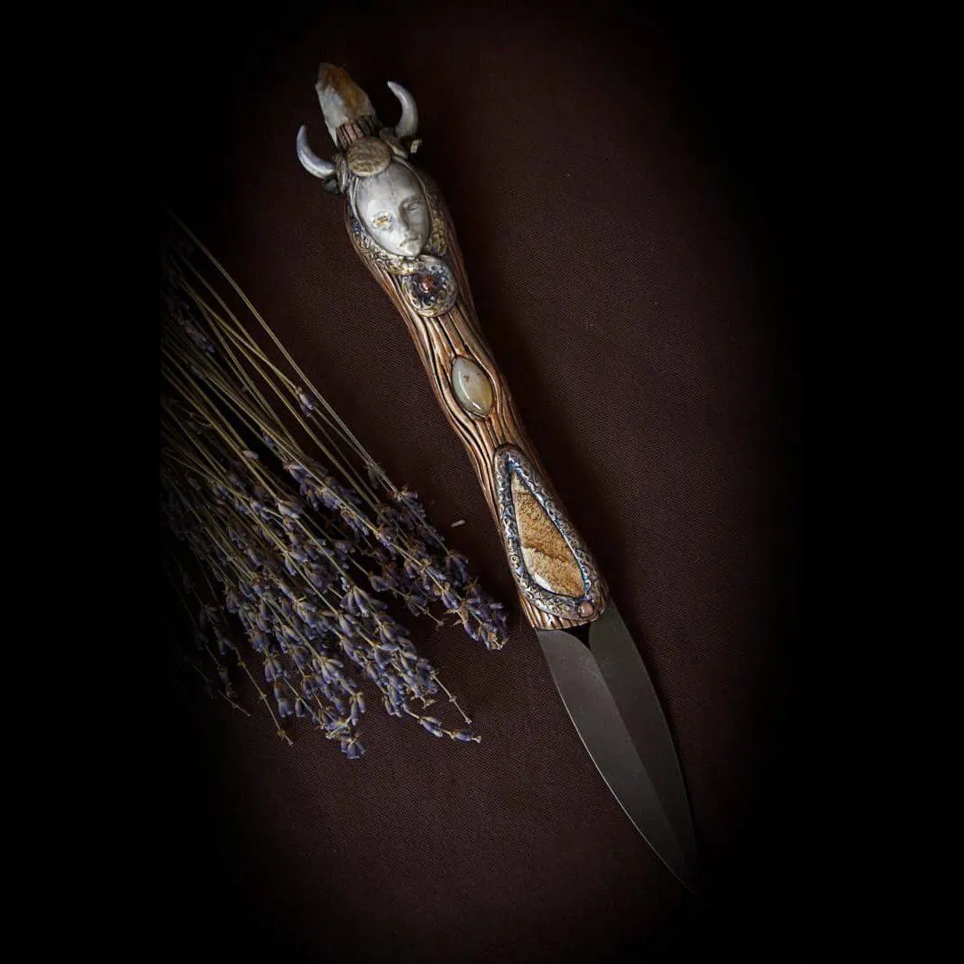 Ритуальный нож "Геката"