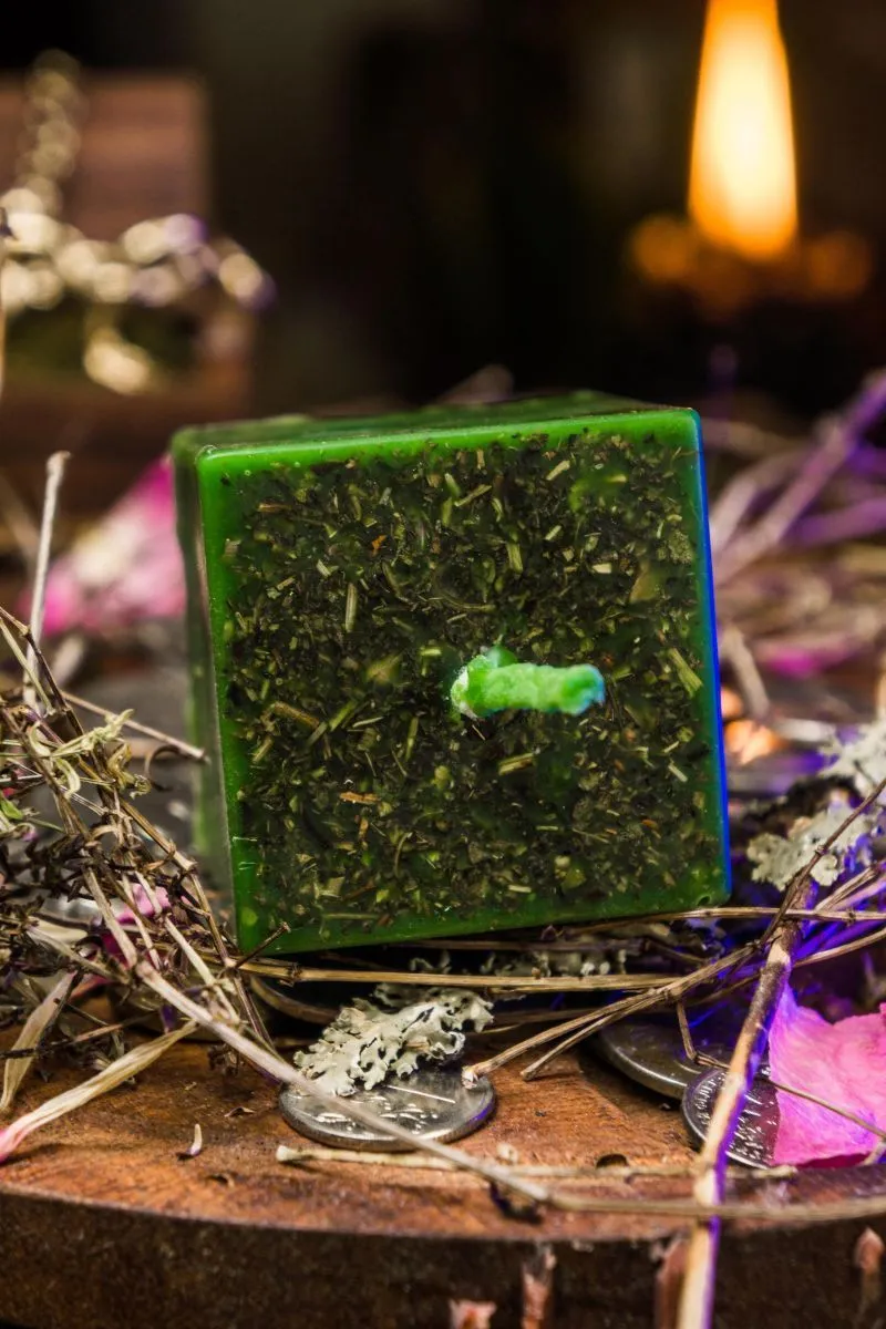 Свеча "Денежный куб"