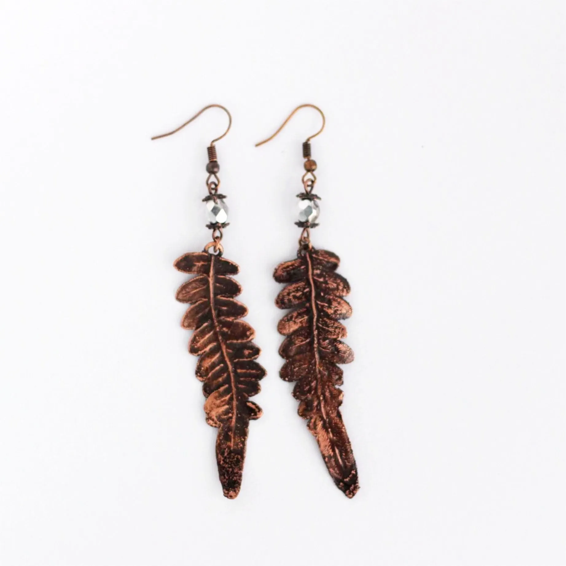 Серьги "Тайная сила" с папоротником и чешским стеклом