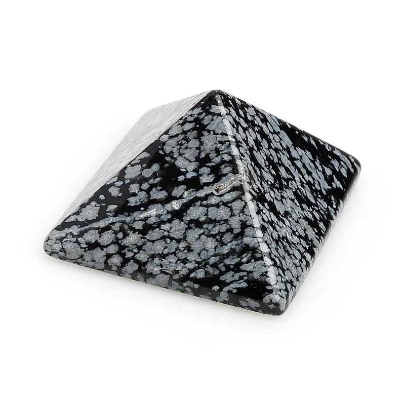 Пирамида из снежного обсидиана