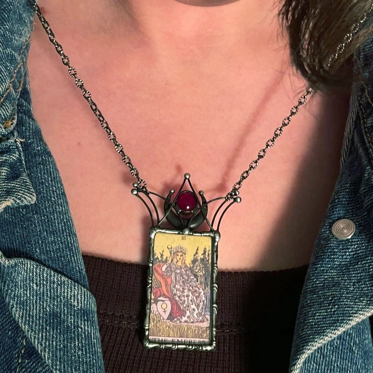 Таро-кулон "Императрица"