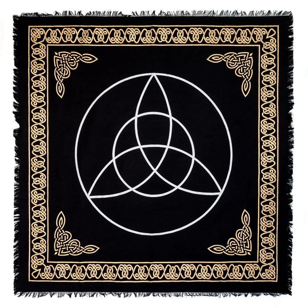 Алтарное покрывало "Лунная пряха" черное, 91 х 91 см