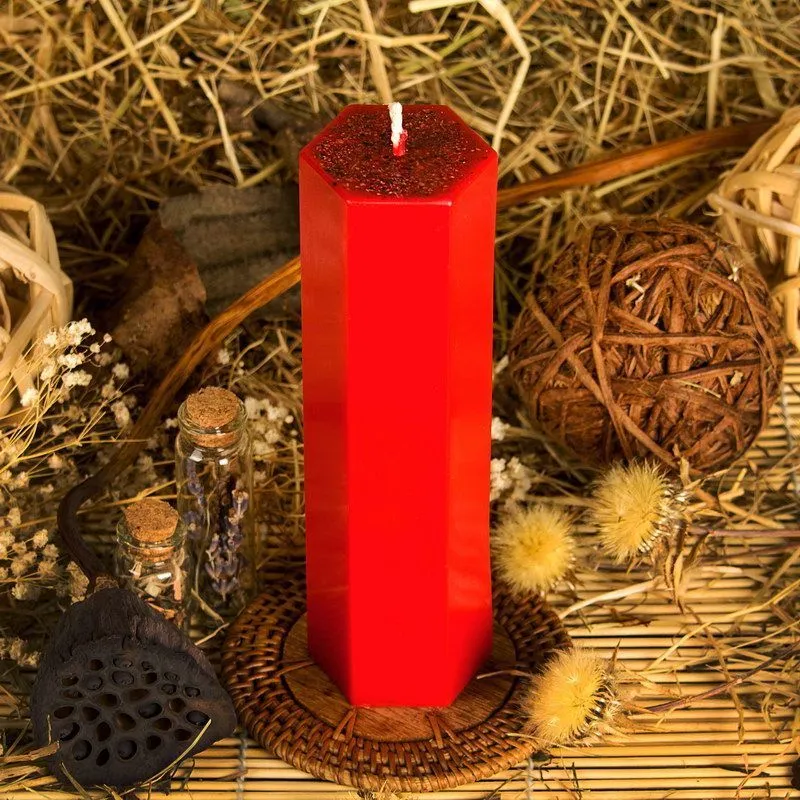 Заговорная свеча с травами "От разлучницы"