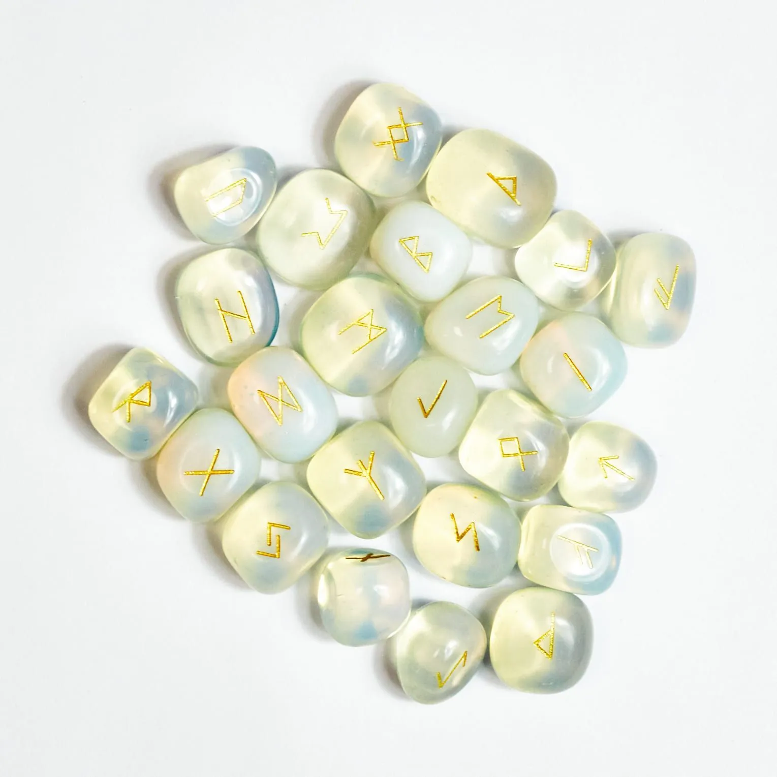 Скандинавские руны из опала "Дорога в Мидгард"