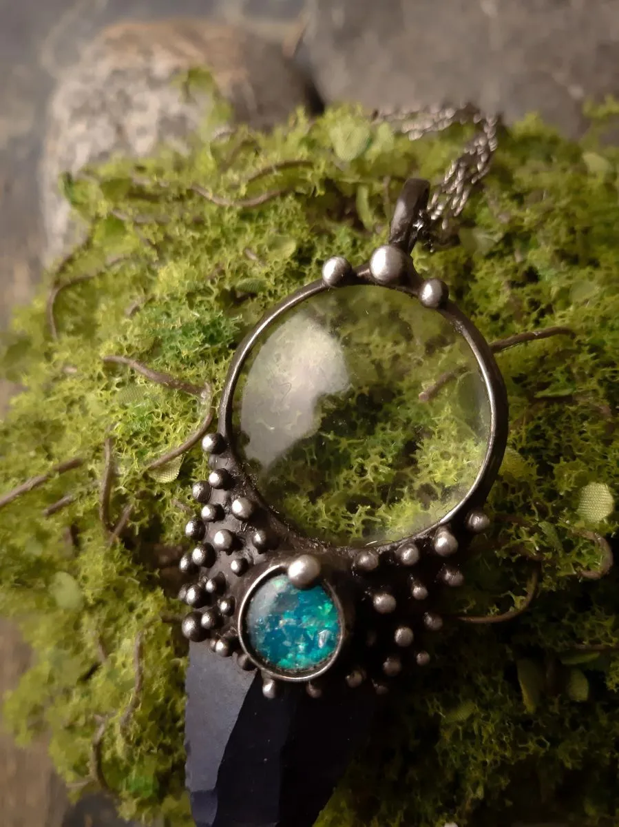 Подвеска "Космо-клык" с тонированным агатом