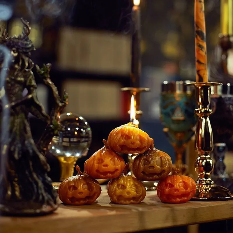 Свеча "Тыква на Самайн"