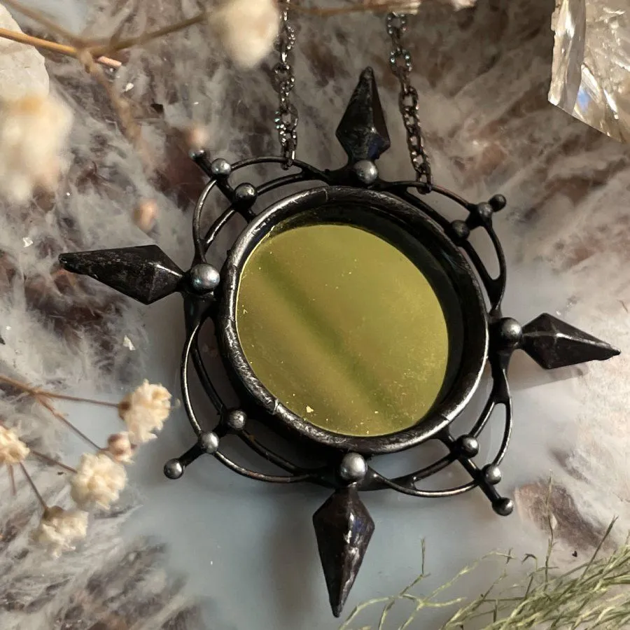 Кулон "Компас Вечности"