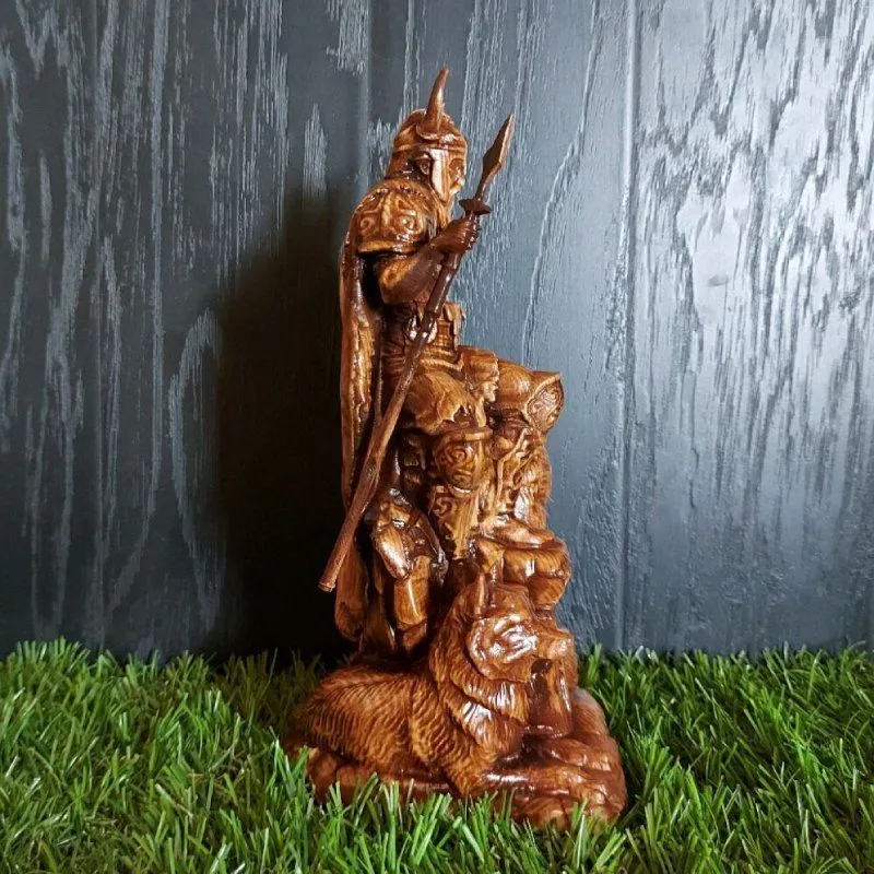 Алтарная статуэтка "Один - Властитель Асгарда"