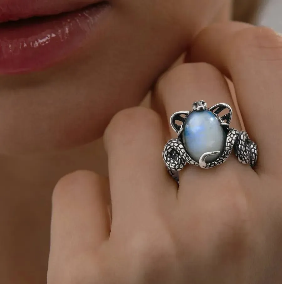 Кольцо "Кобра", лунный камень,  р.17 