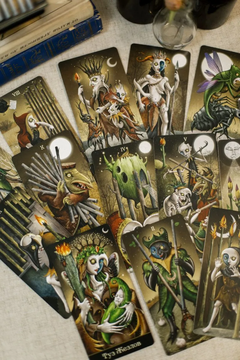 Таро Безумной Луны (издание на русском языке)