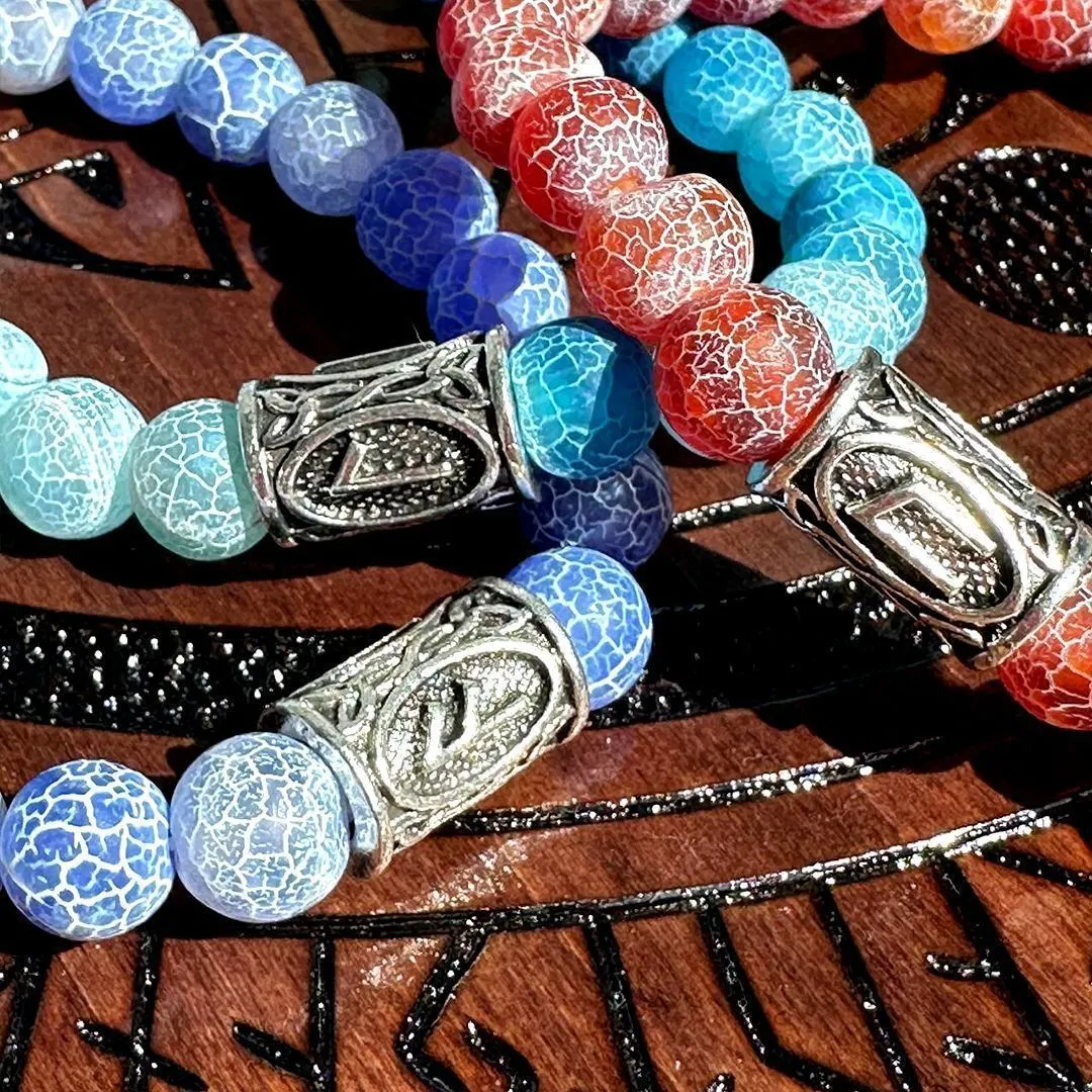 Браслет-талисман с руной Ансуз "Божественная помощь" из синего агата