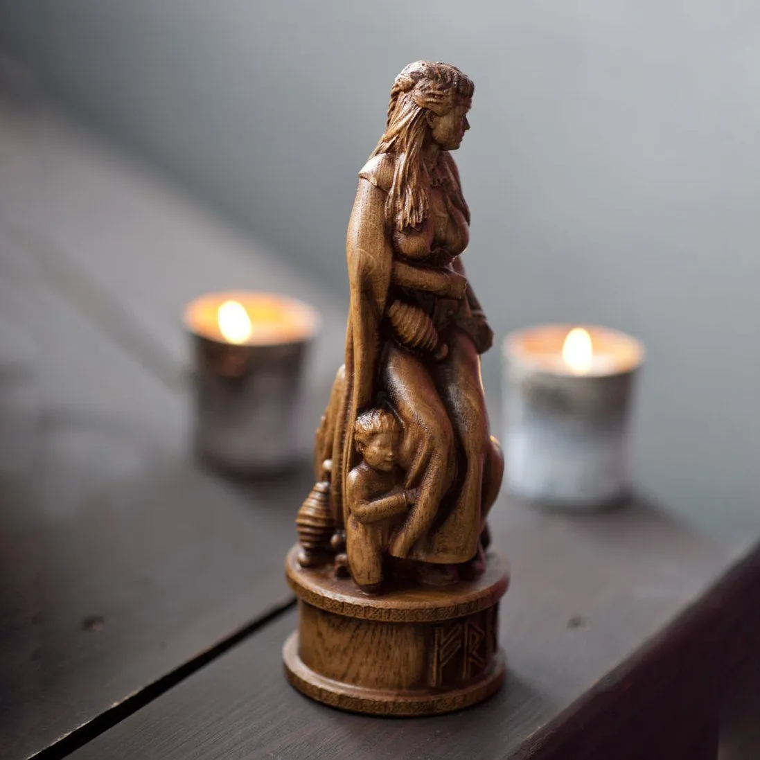 Алтарная статуэтка "Фригг"