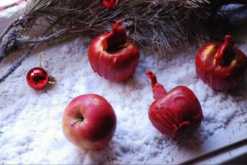 Cвеча "Яблоко искушения"