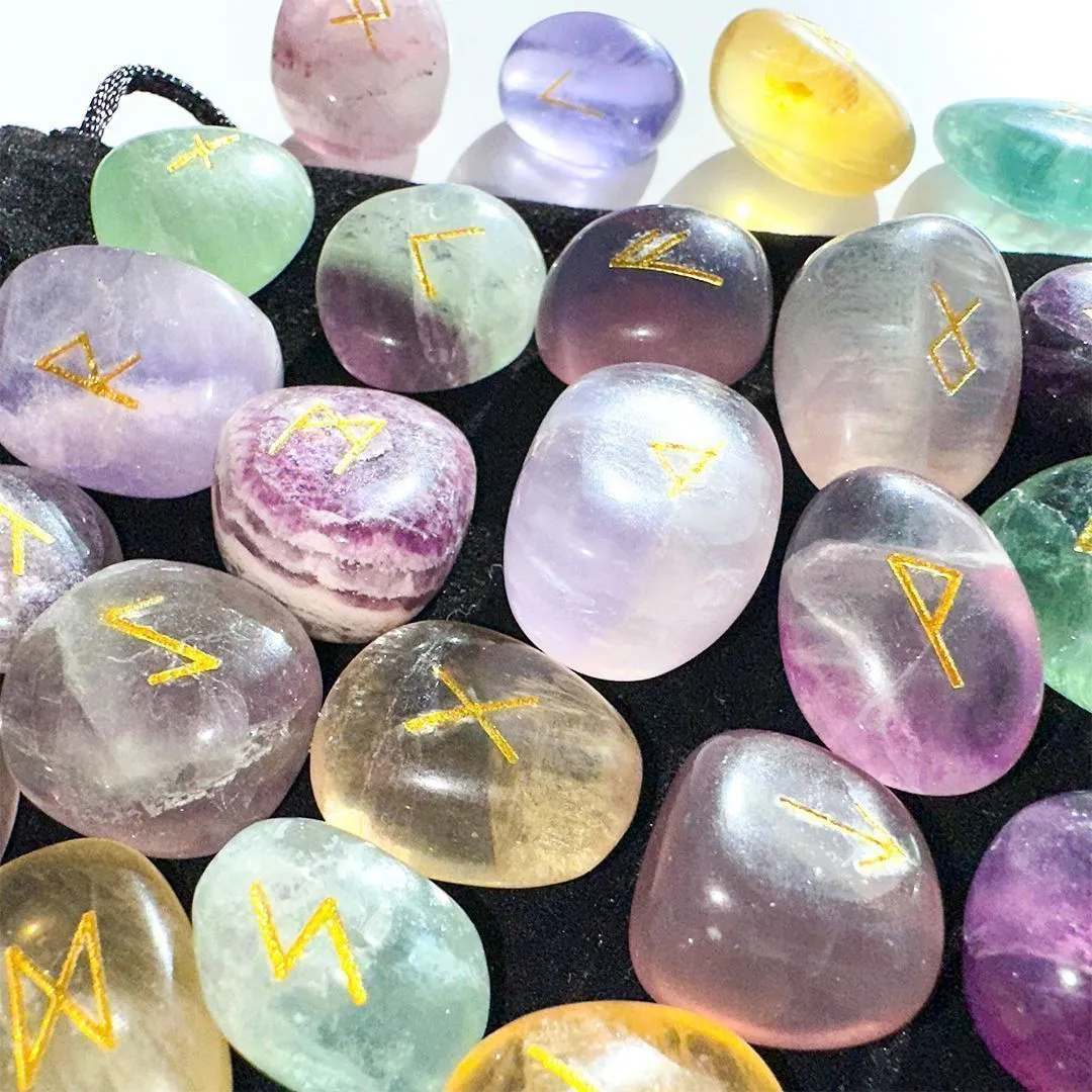 Скандинавские руны из флюорита "Дорога в Альвхейм"