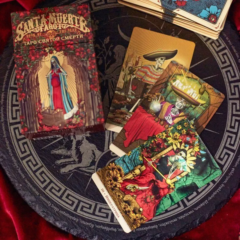 Таро Святой Смерти, с золотым срезом