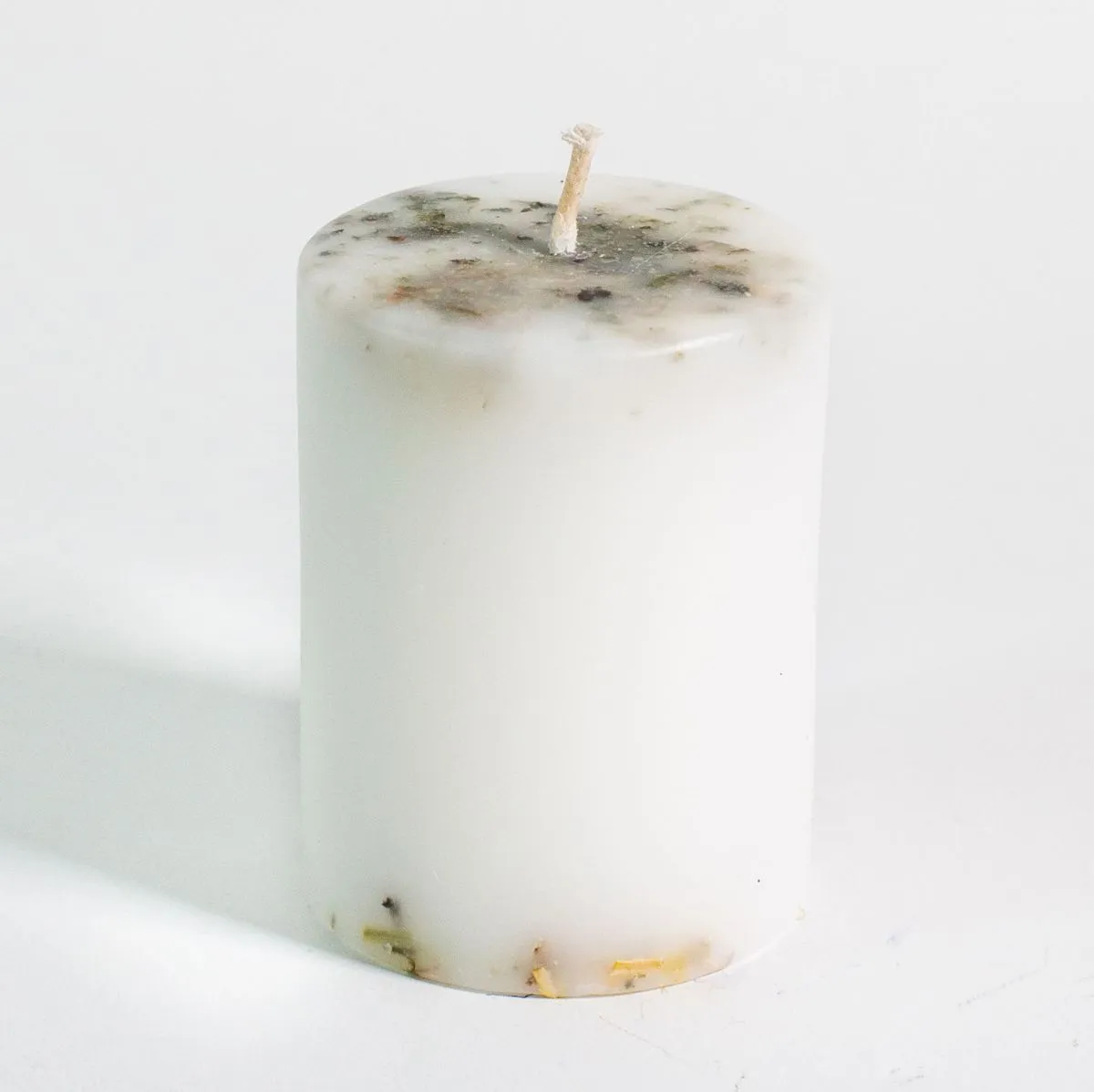 Свеча с травами "Помощь небес"