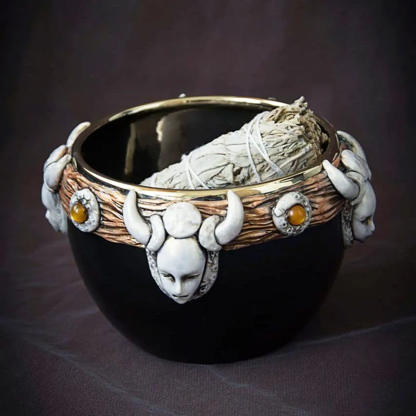 Алтарная чаша "Геката"