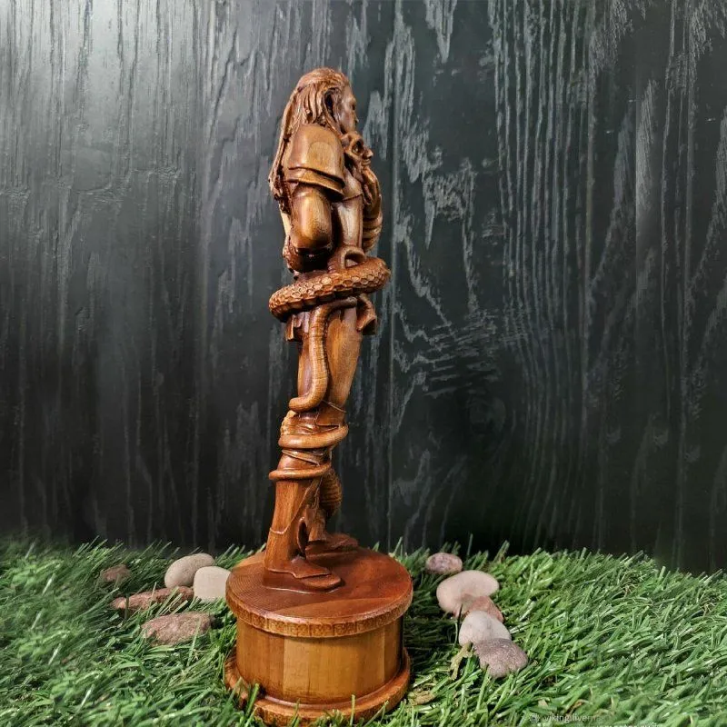 Алтарная статуэтка  "Локи"