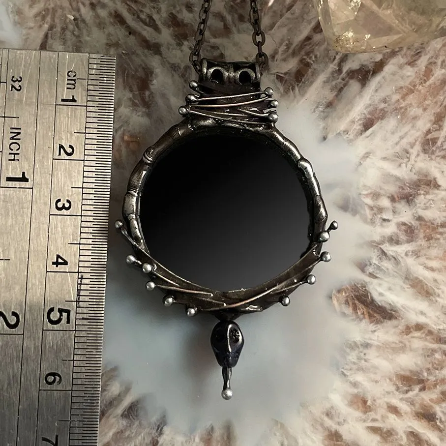 Кулон "Око ночи"